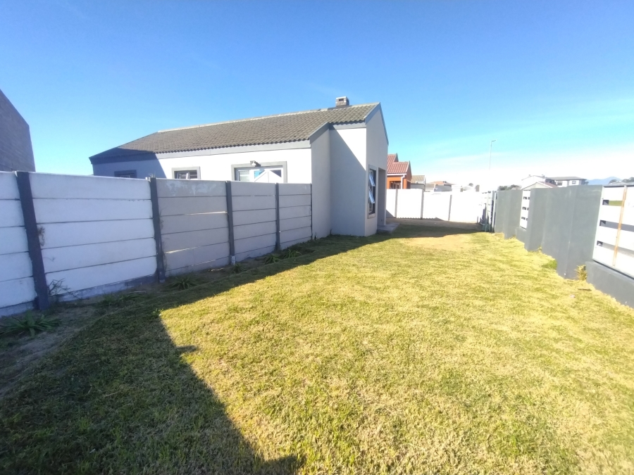 3 Bedroom Property for Sale in Silwood Heights Western Cape